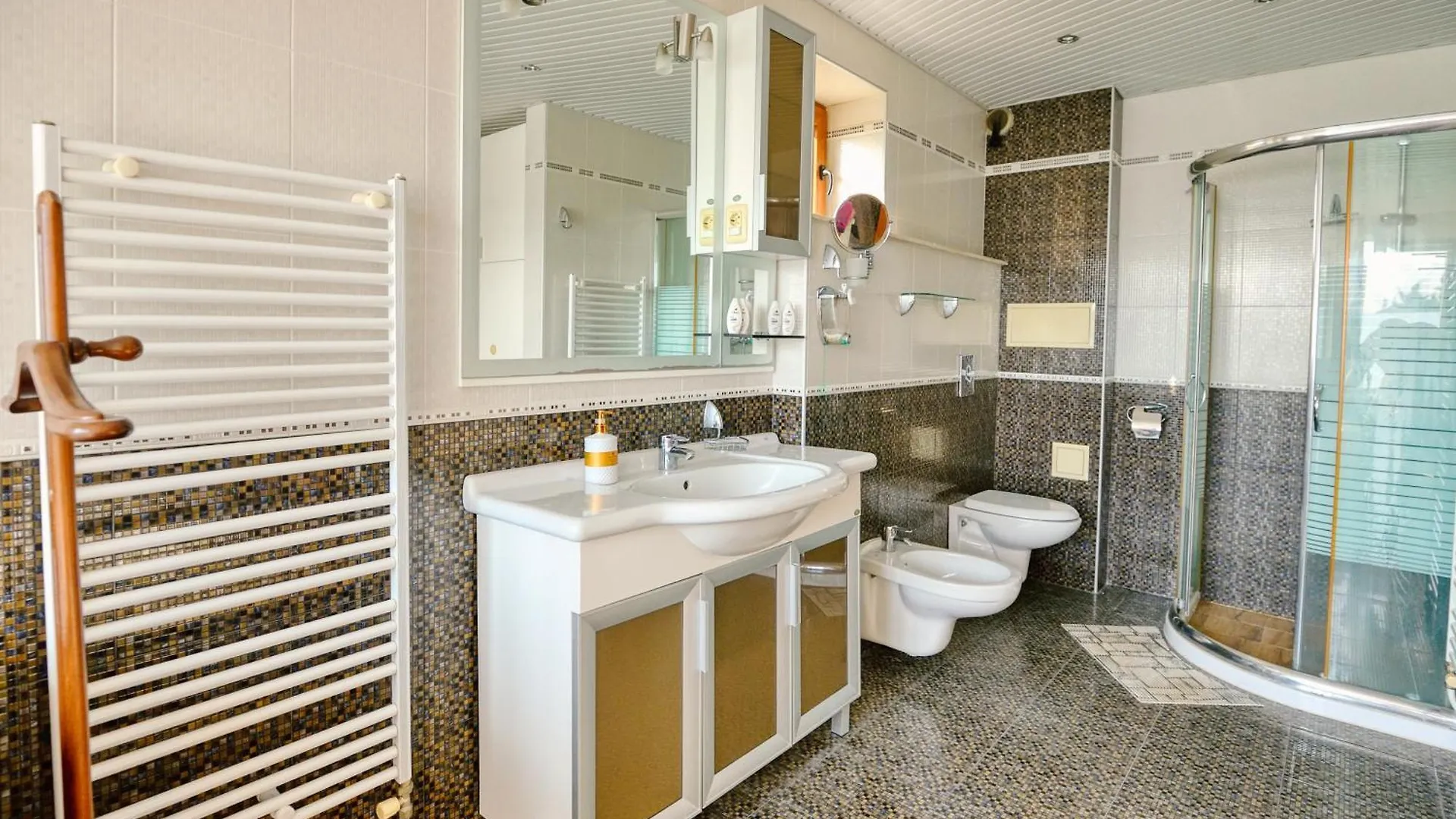 Euxinograd Apartments Варна Болгария