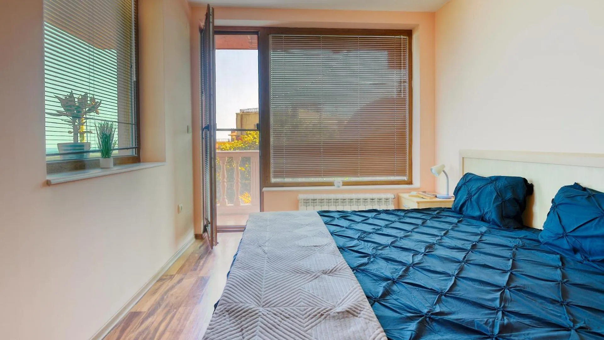 Euxinograd Apartments Варна 0*,  Болгария