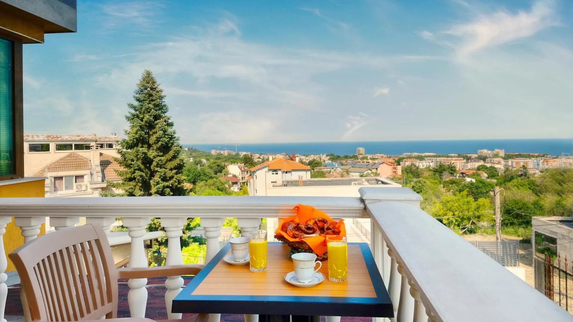 Euxinograd Apartments Варна